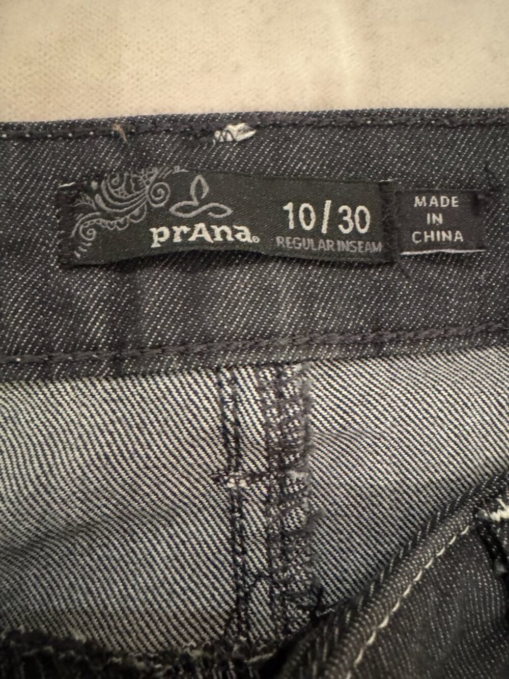 Prana Black Denim Straight Leg Pants Sz 10/30 - Picture 5 of 9